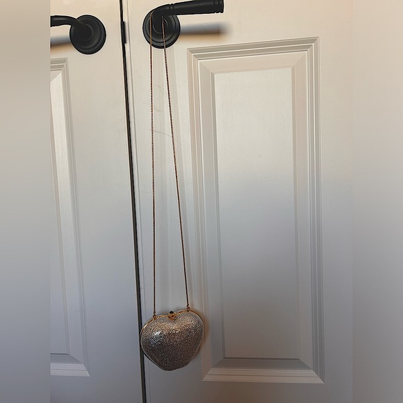 Judith Lieber Swarovski crystal gold heart Minaudiere evening bag - Picture 9 of 10